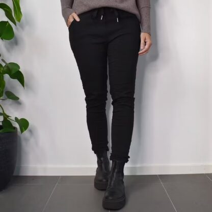 Byxa basic svart L/XL